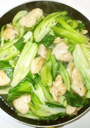 鶏肉と青梗菜の中華炒め♪簡単材料2つ-レシピのメイン写真