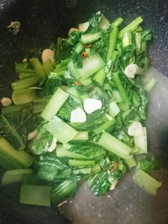 簡単❗バリ風青菜のニンニク炒め-レシピのメイン写真