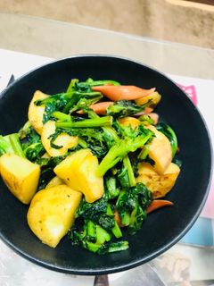 菜の花・新じゃが・ウインナーの醤油炒め♬-レシピのメイン写真