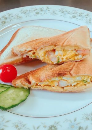 朝食に！ダブル卵と小エビのホットサンド-レシピのメイン写真