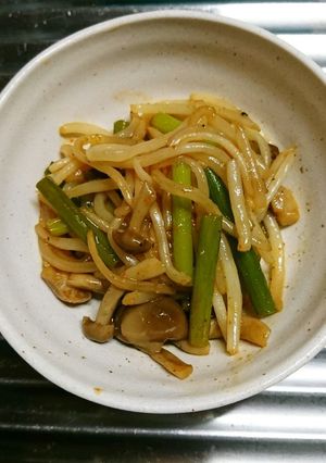ニンニクの芽もやしピリ辛炒め【副菜】-レシピのメイン写真