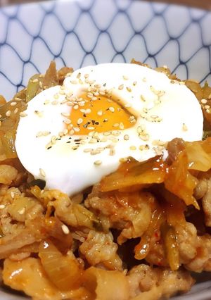 スタミナ！豚キムチ丼-レシピのメイン写真