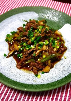 簡単！牛肉と舞茸の醤油煮-レシピのメイン写真