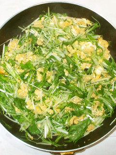 水菜と卵の炒め物♪簡単材料2つ-レシピのメイン写真
