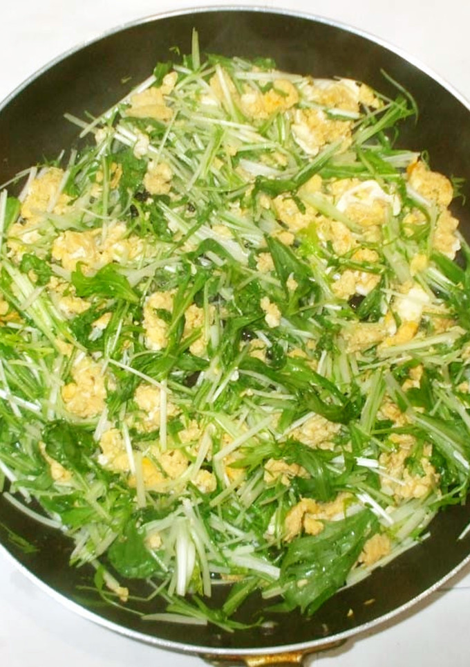 水菜と卵の炒め物♪簡単材料2つ-レシピのメイン写真
