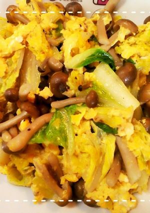 鶏がらの素で簡単！白菜としめじの卵炒め-レシピのメイン写真