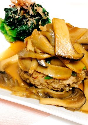 豚挽肉で作るふっくらジューシーハンバーグ-レシピのメイン写真
