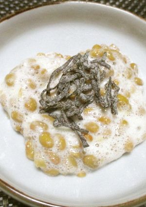 おひとりさまの酢納豆に塩こぶ-レシピのメイン写真