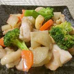 รูปของ ヤーコン鶏肉ナッツ炒め