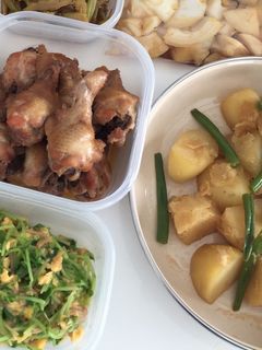 ジャガイモといんげんの甘辛煮(写真右)-レシピのメイン写真