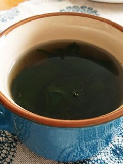 朝ごはんに添えたい簡単わかめのお吸い物-レシピのメイン写真