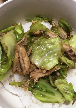 ごはんが進む＊キャベツ&サバ缶炒め-レシピのメイン写真