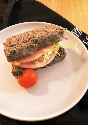 簡単レンチン低糖お食事おからパン♪-レシピのメイン写真