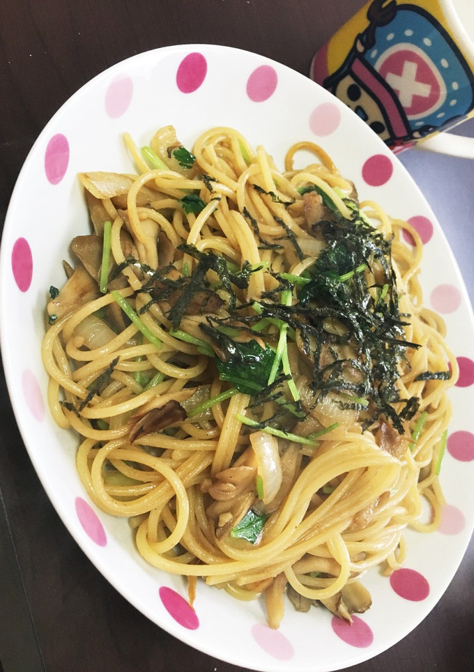 舞茸と三つ葉の和風パスタ-レシピのメイン写真