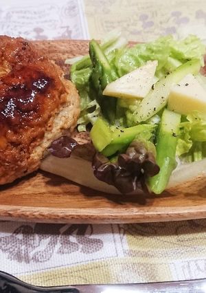 高野豆腐たっぷりのボリュームハンバーグ-レシピのメイン写真