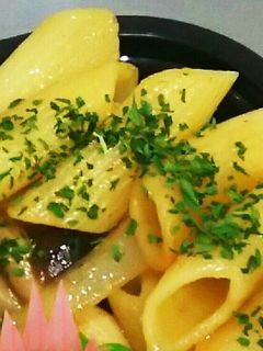 マカロニ&シメジ&オニオンのマヨ醤油炒め-レシピのメイン写真