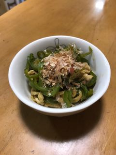 ピーマンと油揚げの炒め物-レシピのメイン写真