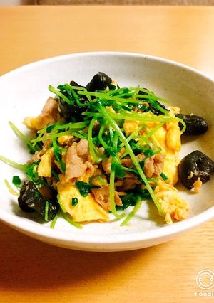 豆苗と豚肉のオイスター炒め-レシピのメイン写真
