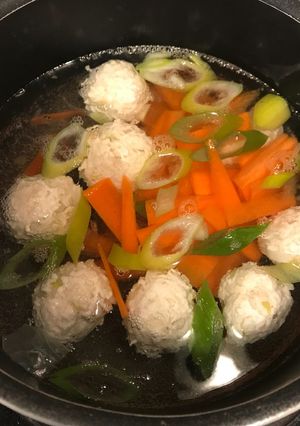 鶏むね挽肉と長ネギの鶏団子スープ-レシピのメイン写真