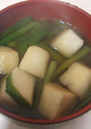 はんぺんとにらのお吸い物-レシピのメイン写真