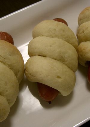 ホットケーキで♪ウィンナーのおやつパン-レシピのメイン写真