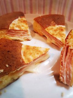 餃子の皮で作るハムチーズ中華パンケーキ♡-レシピのメイン写真