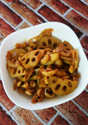 鶏皮入り蓮根のキンピラ風-レシピのメイン写真