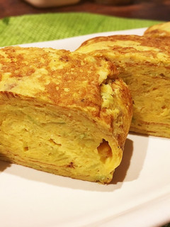 ブロッコリー茎入り*ふわふわ卵焼き-レシピのメイン写真