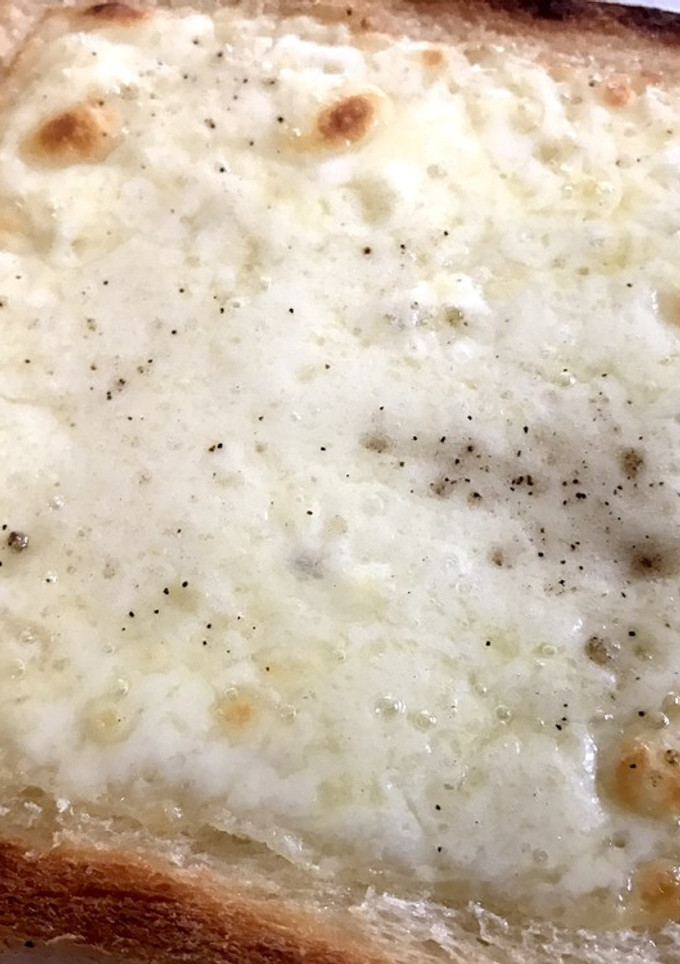 チーズ×はちみつ×胡椒トースト☆-レシピのメイン写真