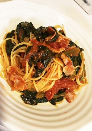 ほうれん草とベーコンのトマトパスタ-レシピのメイン写真
