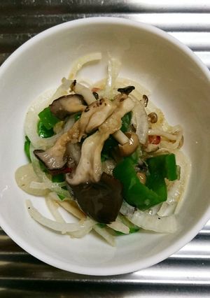 きのこと玉ねぎ酸っぱ和え-レシピのメイン写真