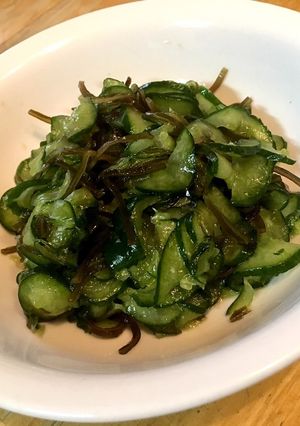 簡単もむだけ きゅうりと塩昆布の浅漬け-レシピのメイン写真