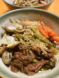 楽チン♪炊飯器で牛肉アサリ野菜のクッパ-レシピのメイン写真