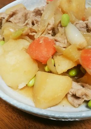 肉じゃが　豚の生姜焼き味。-レシピのメイン写真