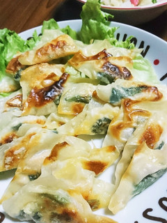 余った焼売の皮で簡単焼きワンタン-レシピのメイン写真