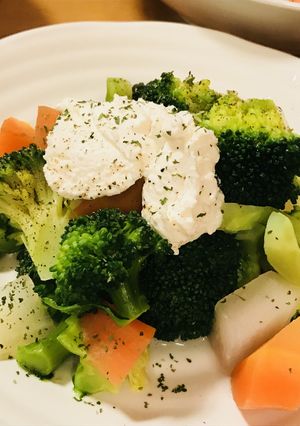 塩ゆで温野菜の盛り合わせ☆チーズ添え-レシピのメイン写真