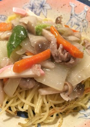 鍋キューブ余った具材で☆あんかけ焼きそば-レシピのメイン写真