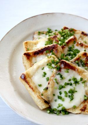 油揚げの簡単おつまみ（焦がし醤油）-レシピのメイン写真