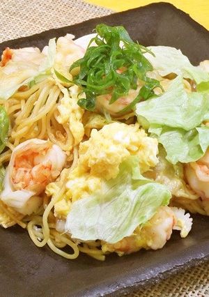 中華料理屋みたいなレタス入り海鮮焼きそば-レシピのメイン写真