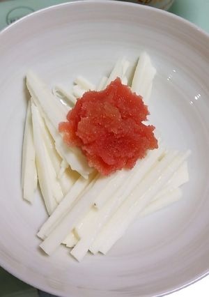 簡単お酒のつまみ☆大和芋千切りたらこのせ-レシピのメイン写真