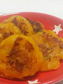 離乳食☆かぼちゃと玉ねぎのもちもちおやき-レシピのメイン写真