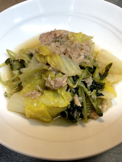 超簡単!白菜と豆苗のツナ蒸し煮♪-レシピのメイン写真