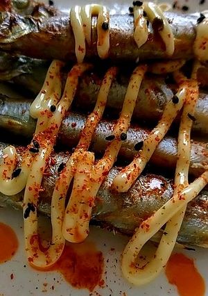 ししゃも焼マヨ&ラー油&七味でヒ~ヒ~☝-レシピのメイン写真
