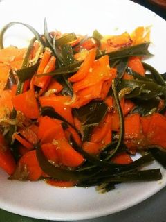 無駄なし★にんじんと昆布の甘辛炒め-レシピのメイン写真