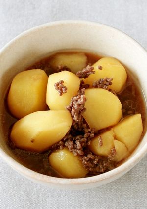 レンジで簡単！新じゃがの牛ひき肉じゃが-レシピのメイン写真