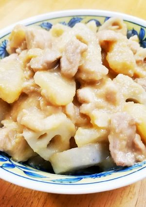 生姜香る♡鶏肉と大根と蓮根の味噌炒め-レシピのメイン写真