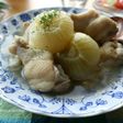放置で簡単☆新玉ねぎと手羽元のコンソメ煮