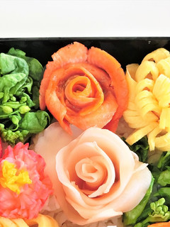お弁当にも入れられるサーモンローズ-レシピのメイン写真