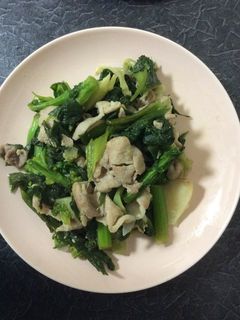豚肉と菜の花と葉玉ねぎのゆずこしょう炒め-レシピのメイン写真
