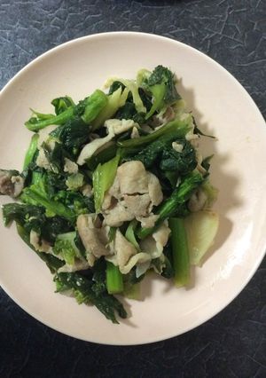 豚肉と菜の花と葉玉ねぎのゆずこしょう炒め-レシピのメイン写真